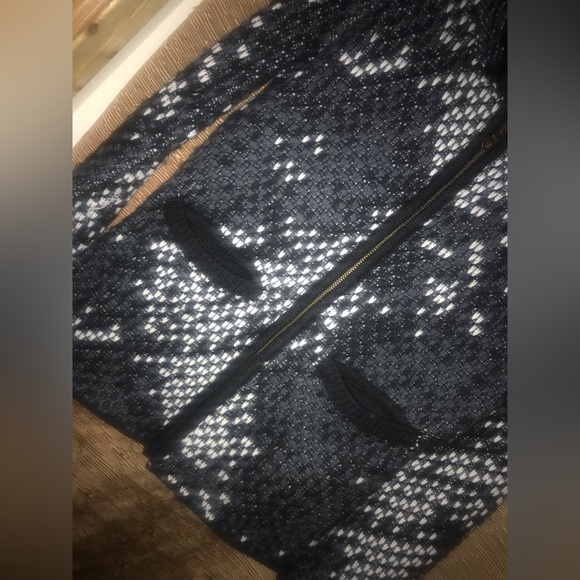 Black & grey zip up soft hoodie size small - Picture 4 of 6